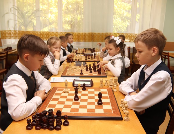 Новый кабинет и решение главных задач —  показываем, как прошло открытие первого в Ижевске Ресурсного центра по шахматам