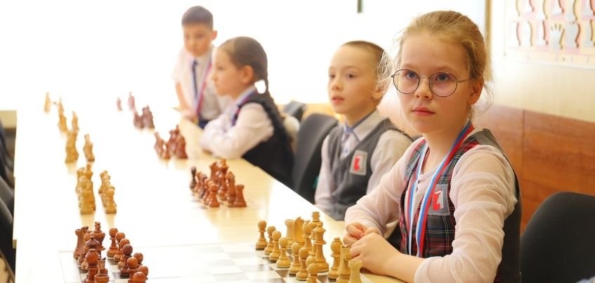 Завершилась четвертая Республиканская олимпиада по шахматам среди школьников младших классов в Ижевске