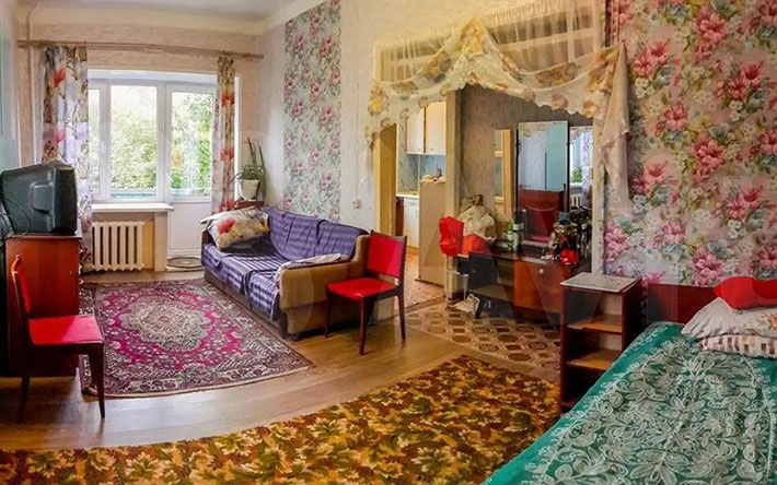 Ковры на стенах и трешовая мебель: 6 дешевых квартир, которые можно снять в Ижевске на месяц