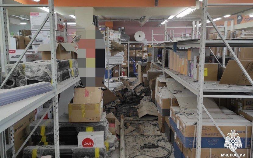 Магазин цифровой техники чуть не сгорел на ул. Пушкинской в Ижевске