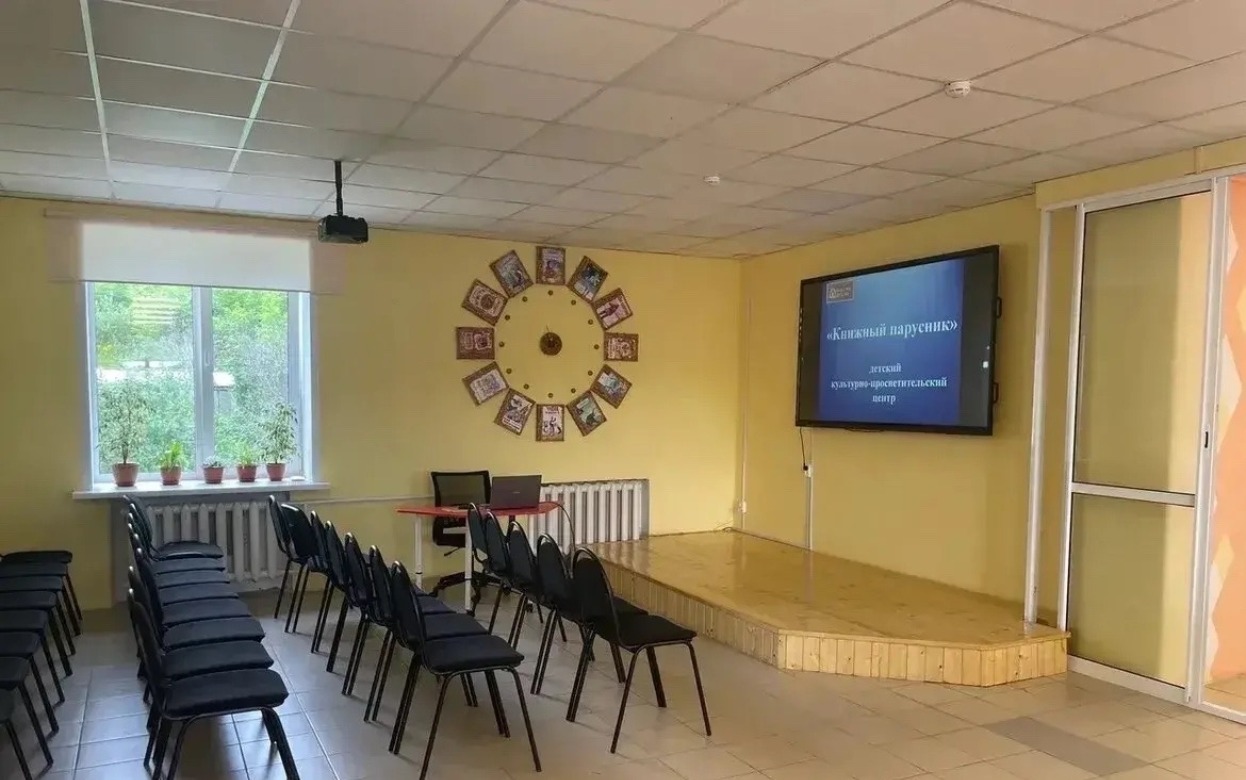 Интерактивную песочницу установили в детской библиотеке в Удмуртии
