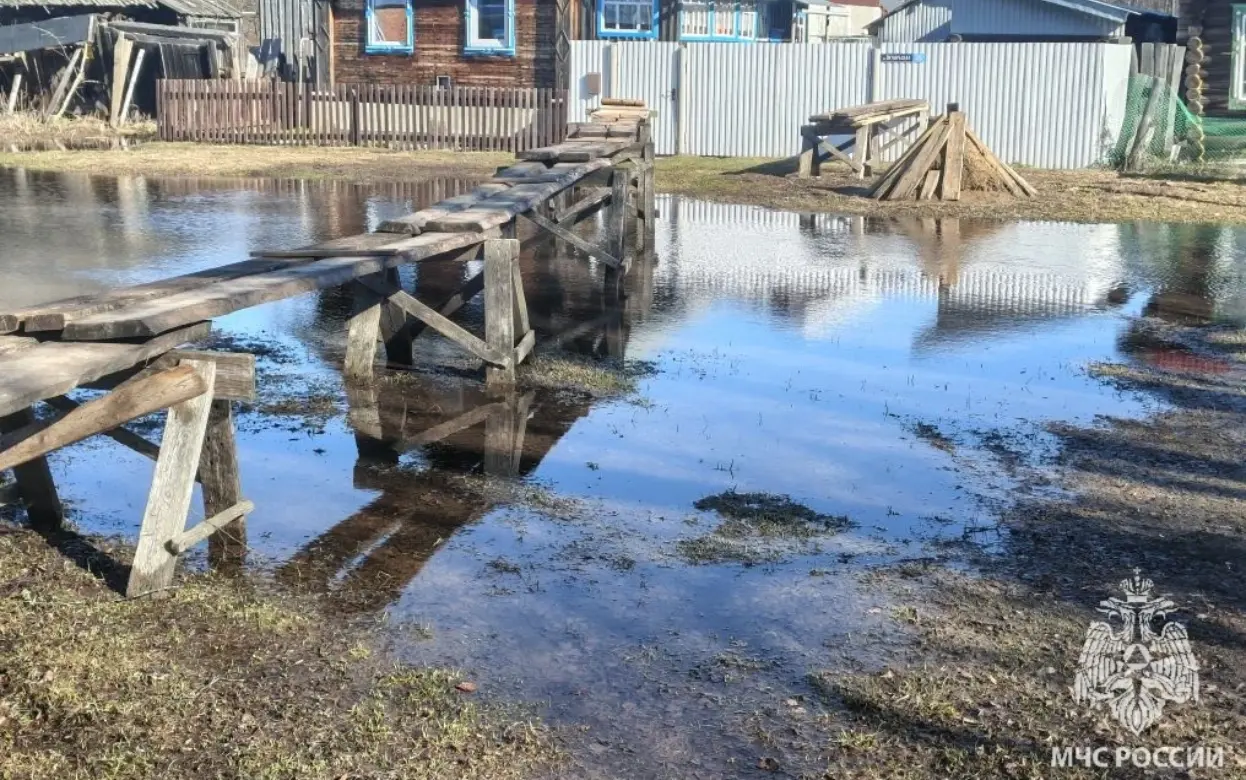 Еще 5 подтопленных дворов вышли из-под воды в Удмуртии