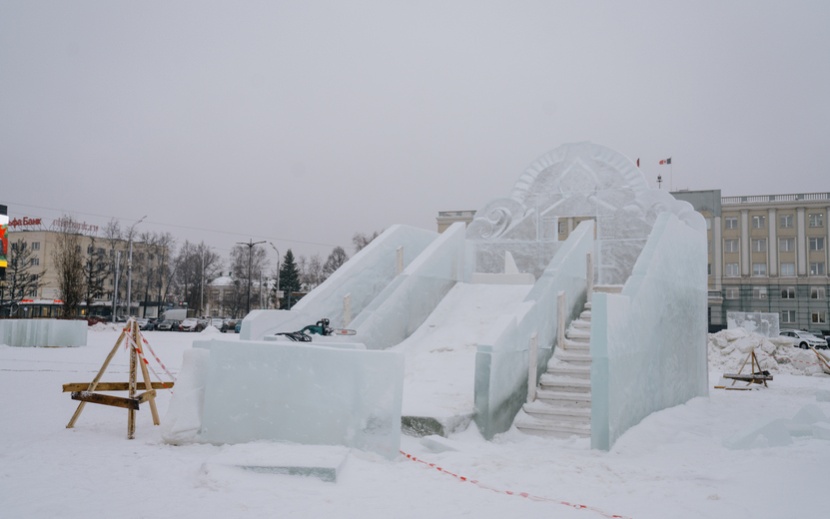 Ледовый городок на Центральной площади. Фото: Маша Бакланова