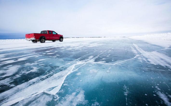 Передвижение автотранспорта по ледовым переправам разрешили в Удмуртии