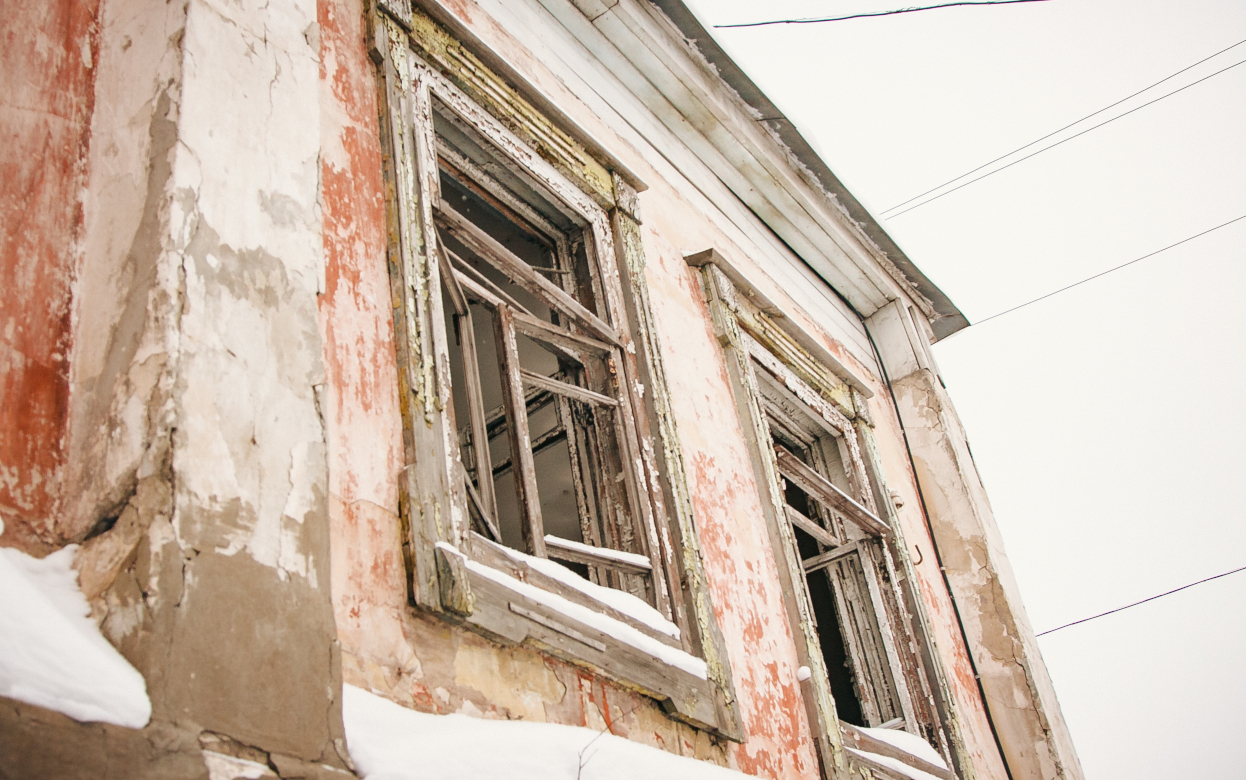 567 жителей Удмуртии планируют переселить из аварийного жилья до конца 2026 года