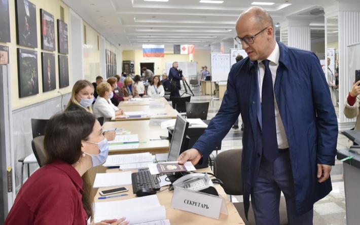 Александр Бречалов лидирует на выборах главы Удмуртии после обработки 0,09% протоколов