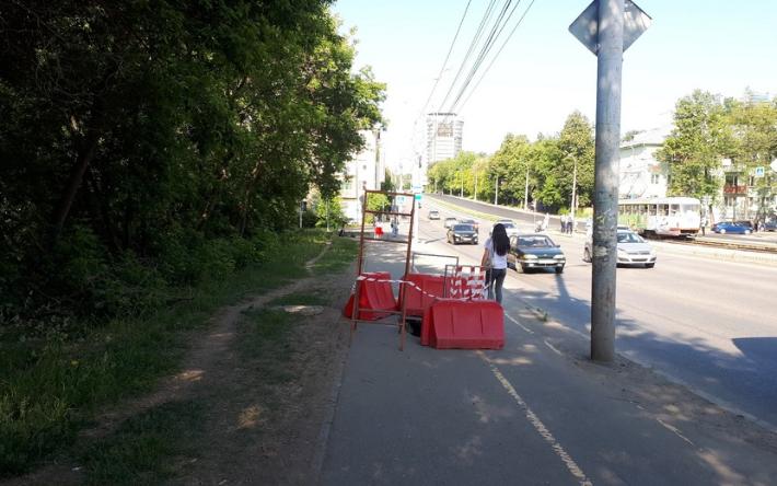 Портал в ад: на улице Ленина в Ижевске образовалась не первая на этом участке яма 