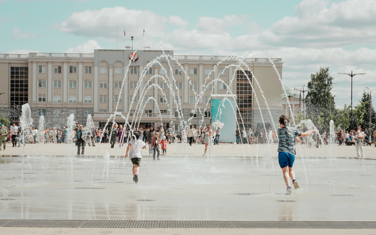 День города в Ижевске в 2026 году: без приглашенных звезд и фейерверка, но с гастрофестивалем и регатой