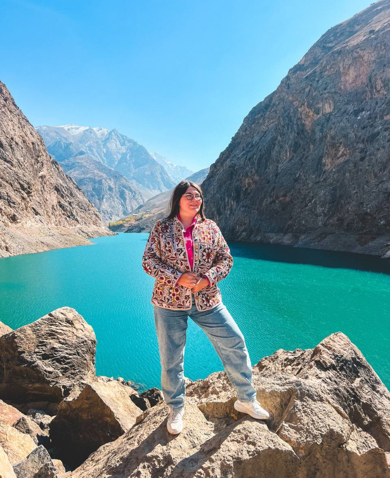 photo_5418387705794001008_y (1).jpg