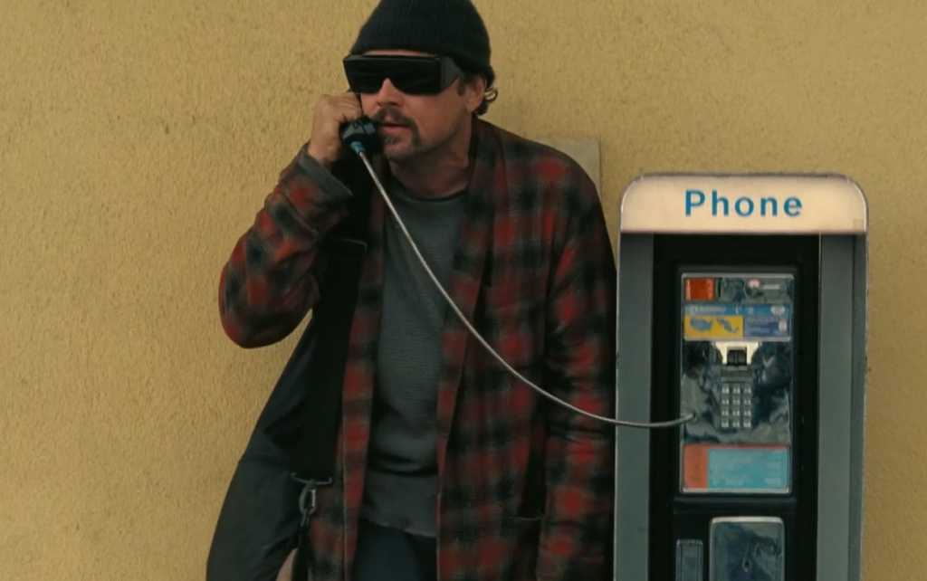 Битва Ди Каприо Телефон.jpg