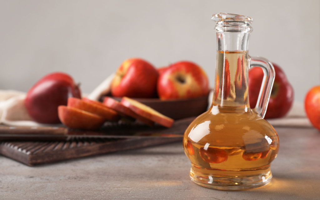 apple-cider-vinegar-in-glas.jpg