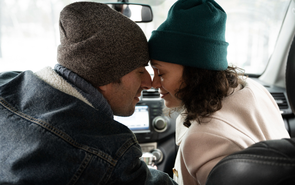 sem-a-veselitsa-vo-vrema-zimnego-putesestvia (1).jpg