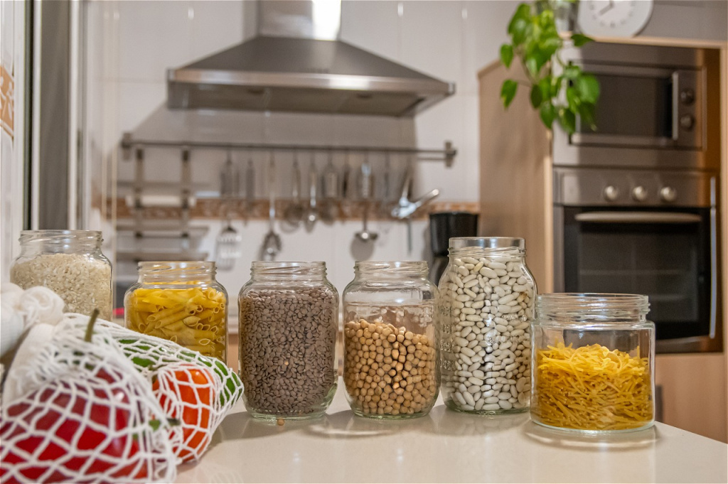 various-pasta-and-beans-in-glass-jars-2026-03-26-23-11-52-utc.jpg
