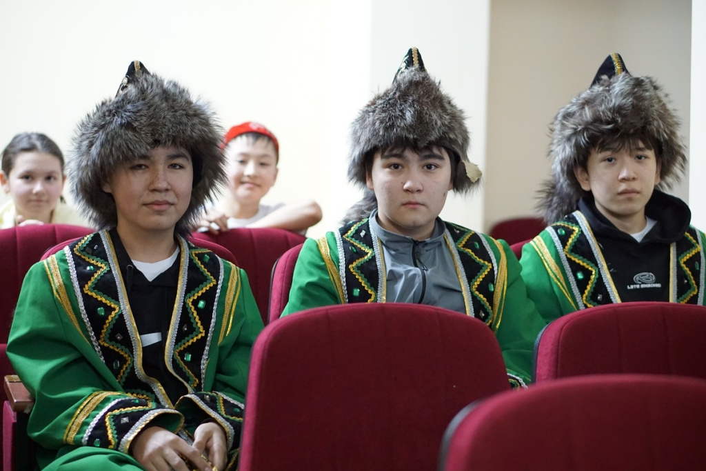 Участники команды из Башкирии. Фото: https://vk.com/noviput, газета Новый путь, Дебесы