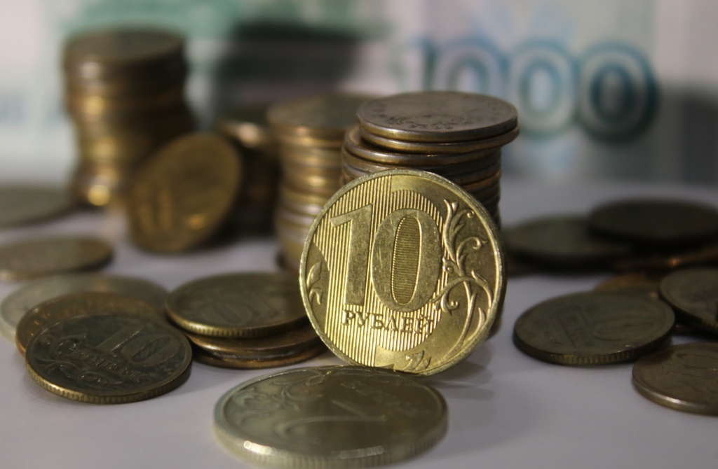 рубли рубль деньги курс инфляция тариф платежи цены рост цен монеты монета 2019.jpg
