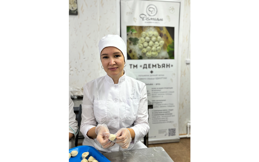 Светлана Коровина может подключиться к работе на производстве на любом этапе. Фото: ТМ «Демьян» Светлана Коровина может подключиться к работе на производстве на любом этапе. Фото: ТМ «Демьян»
