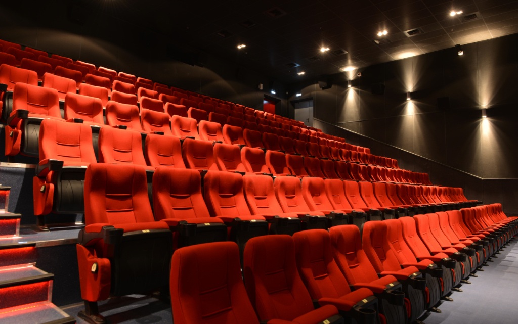 Кинотеатр Карипов.JPG