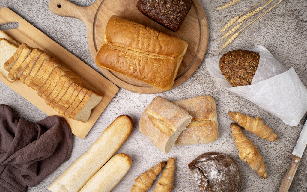 close-up-food-lover-taking-pictures-meal (1) (1).jpg