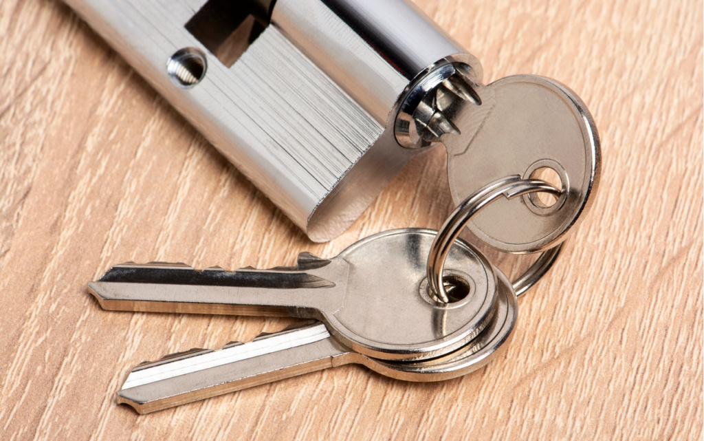 door-lock-on-wooden-background-2026-03-17-00-09-24-utc (1).jpg