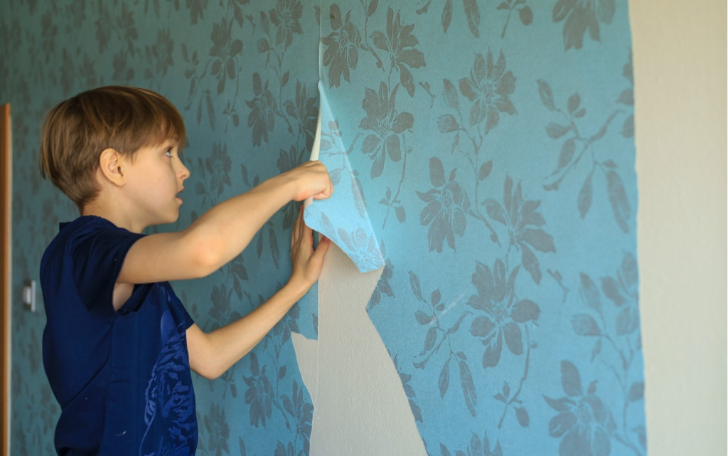 handsome-boy-helps-to-make-repairs-in-the-apartmen-2026-03-17-00-41-55-utc (1).jpg