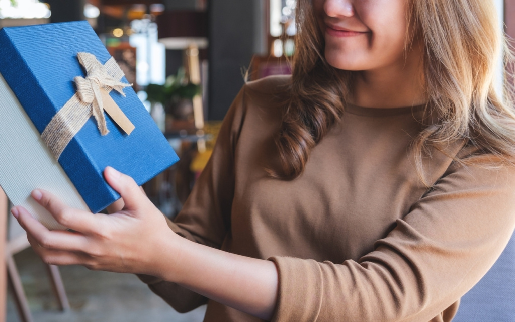 синий подарок (1) (1).jpg