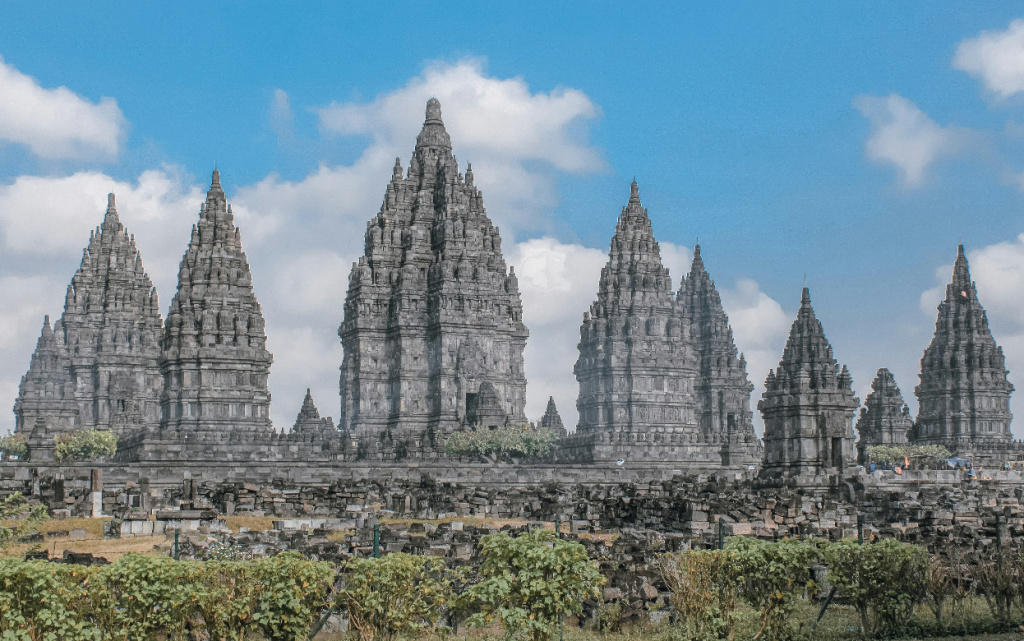 eugenia-clara-_QTeGT478_8-unsplash (1).jpg