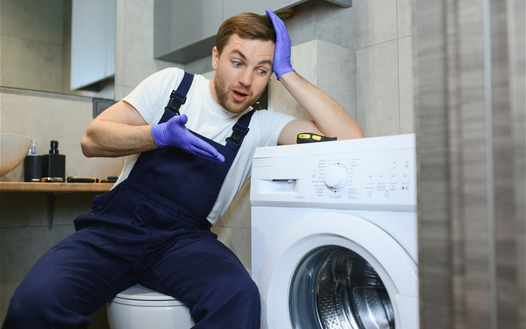 man-in-overalls-with-surprised-expression-in-bathr-2026-03-24-03-42-29-utc (1).jpg
