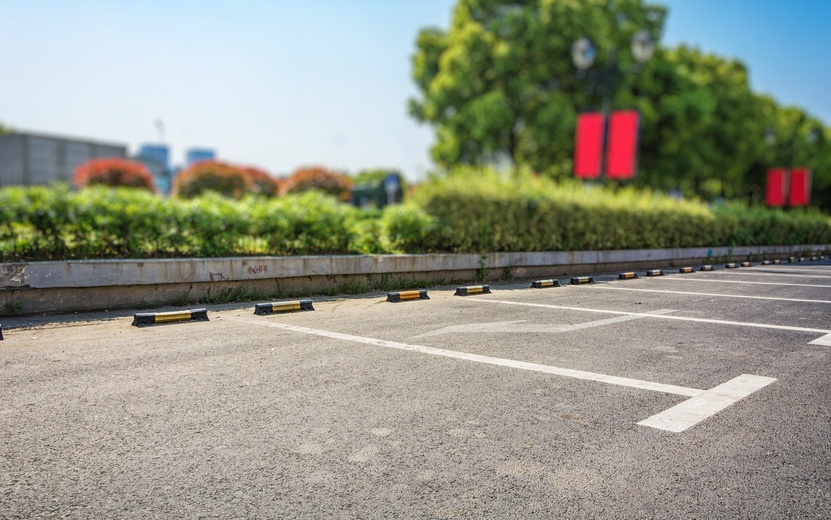 empty-parking-lot-parking-lane-outdoor-public-park (1).jpg