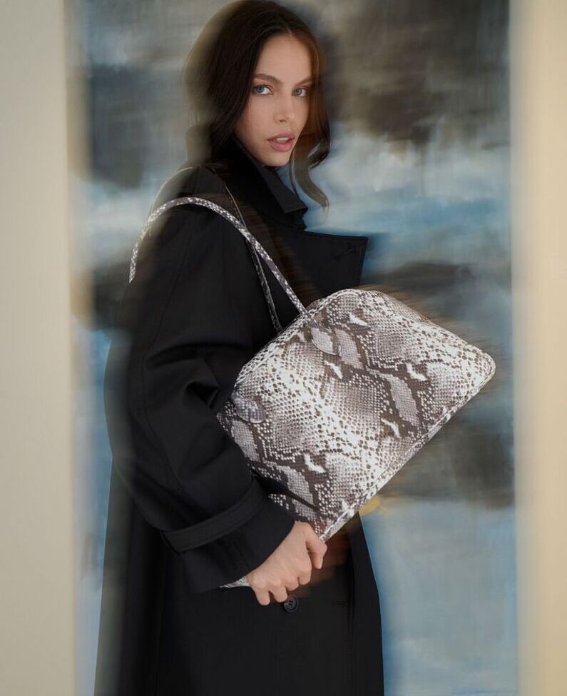 CNS jacce1l6wm5fvqyr2umso2i4bnk4sm1x.jpg