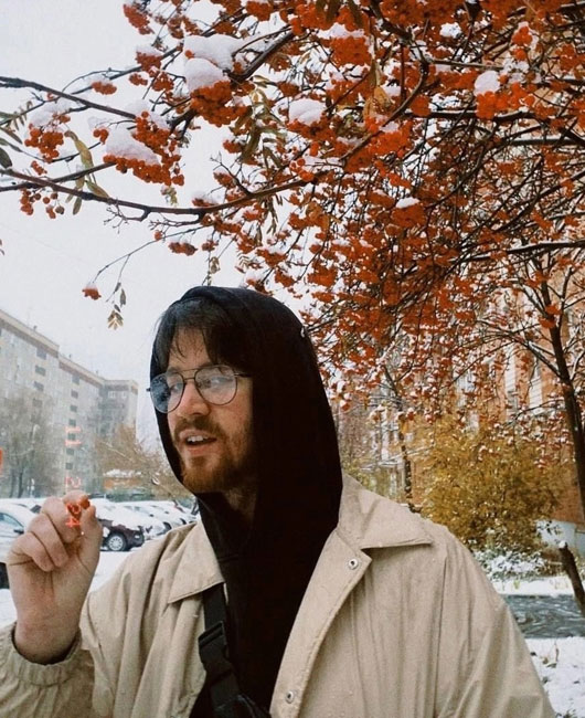 vPXUdbKvbuE.jpg