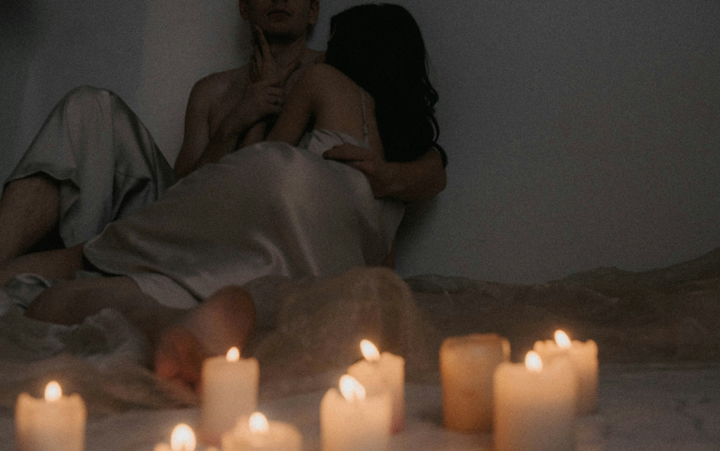 olga-solodilova-Gnvo4zKssuQ-unsplash (1).jpg