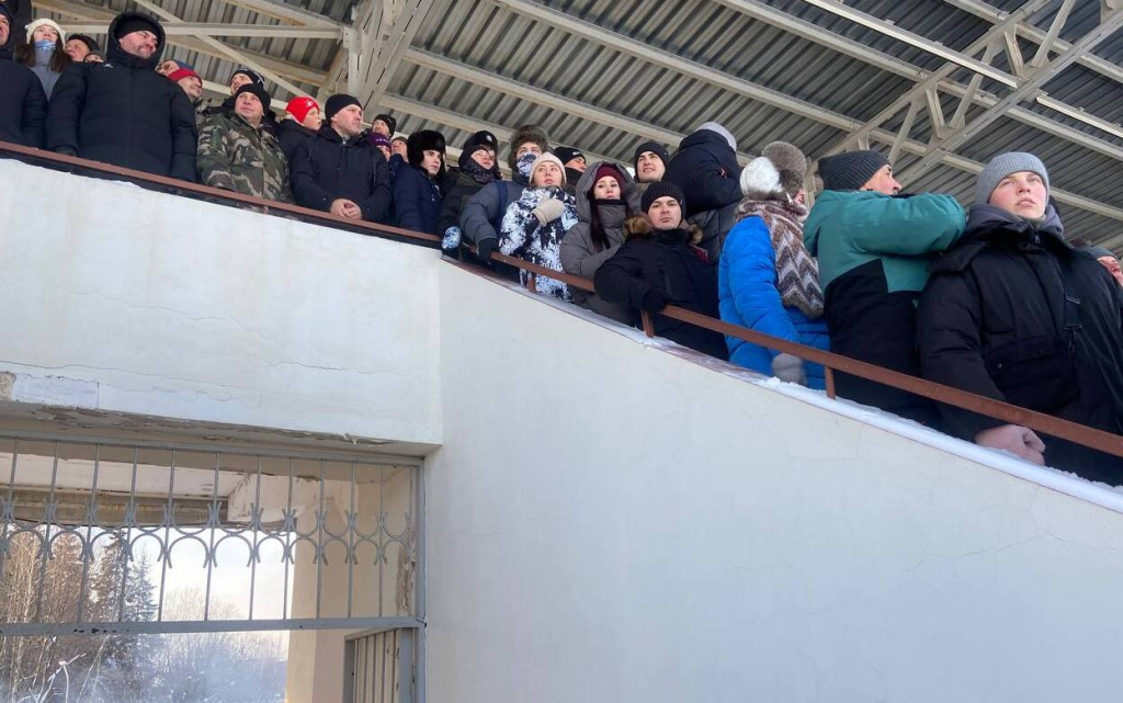 трибуна (1).jpg