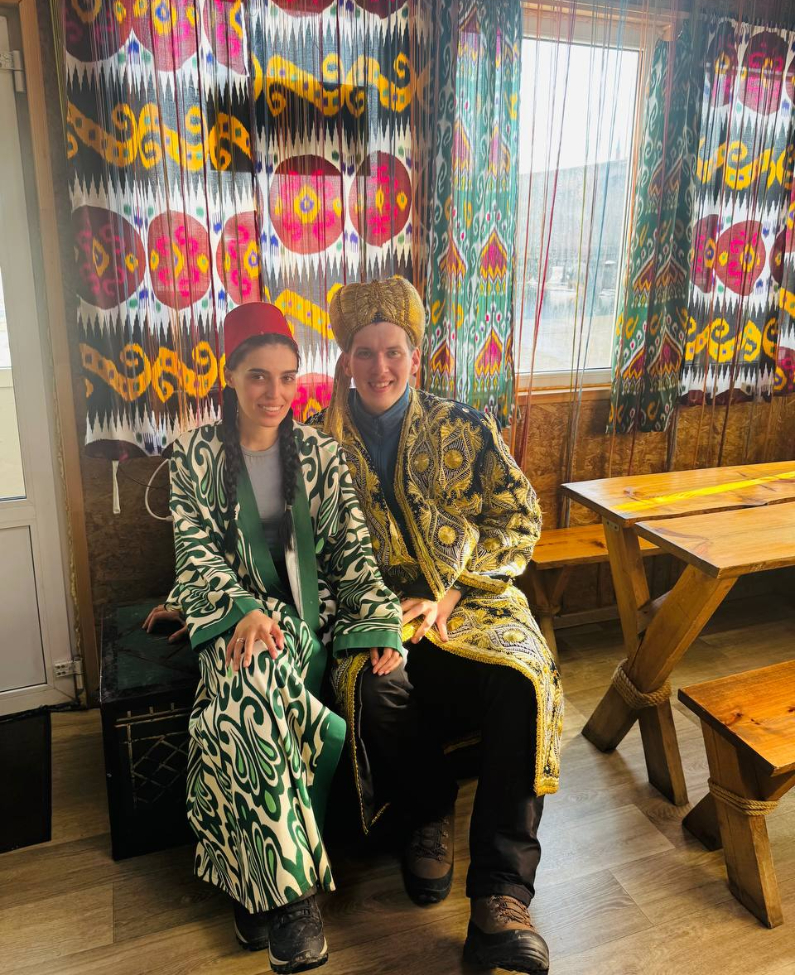 photo_5307649155255702775_y (1).jpg