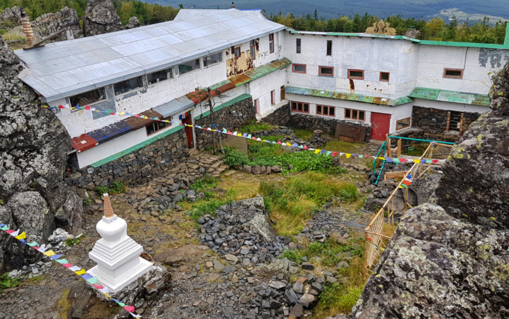 Шад_Тчуп_Линг_двор (1).jpg