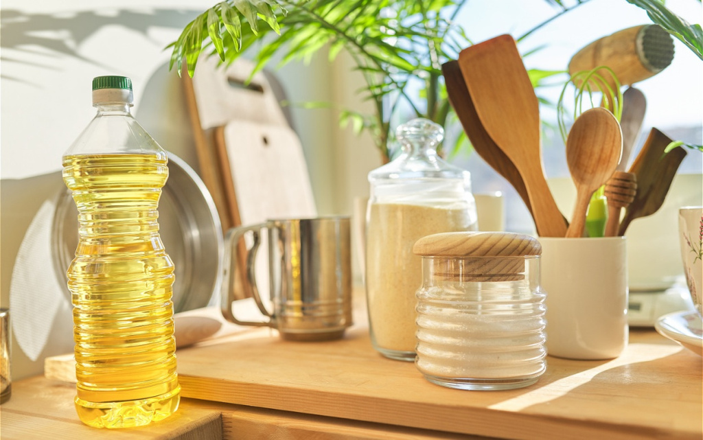 bright-kitchen-counter-with-cooking-ingredients-an-2026-03-17-08-03-27-utc (1).jpg