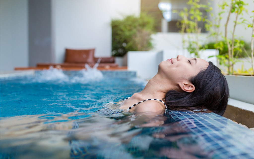 woman-enjoy-and-relaxing-on-jacuzzi-spa-2026-01-09-07-30-49-utc (1).jpg