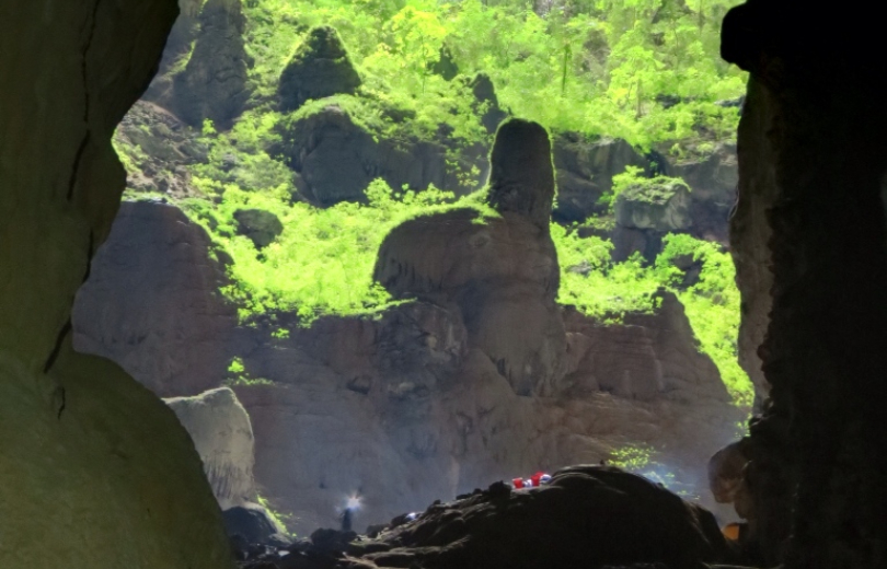 Son_Doong_Cave_1 (1).jpg