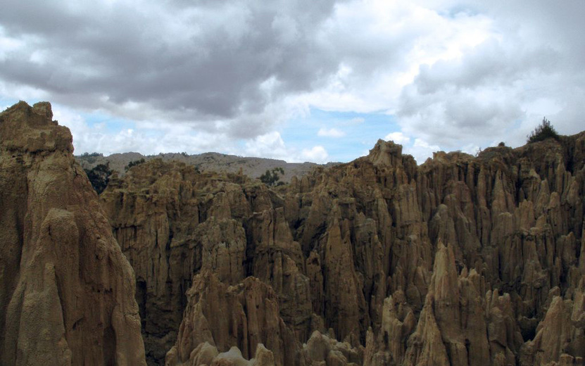 Valle_de_la_Luna_(Bolivia)_(2).jpg