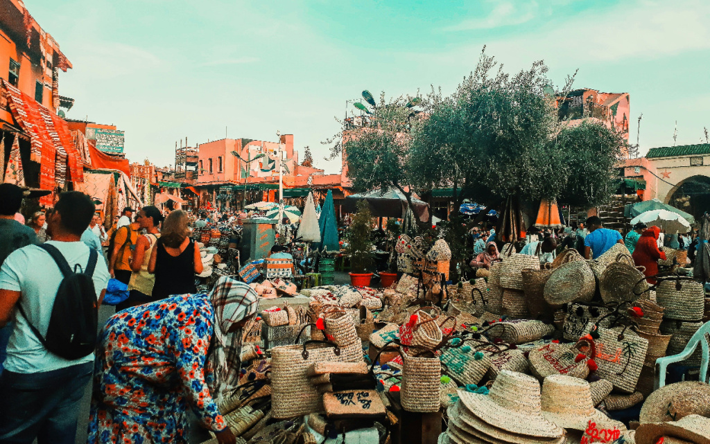 abdelhamid-azoui-ghnvoYx1FSw-unsplash (1).jpg