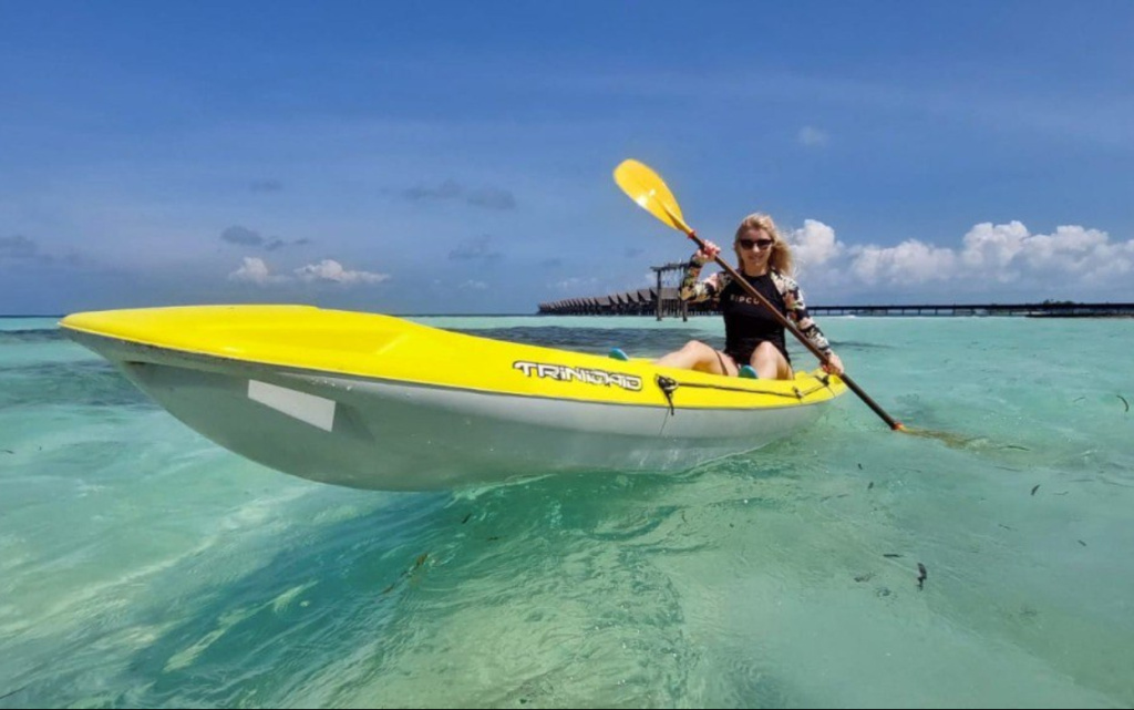 photo_5260344166414226695_y (1).jpg