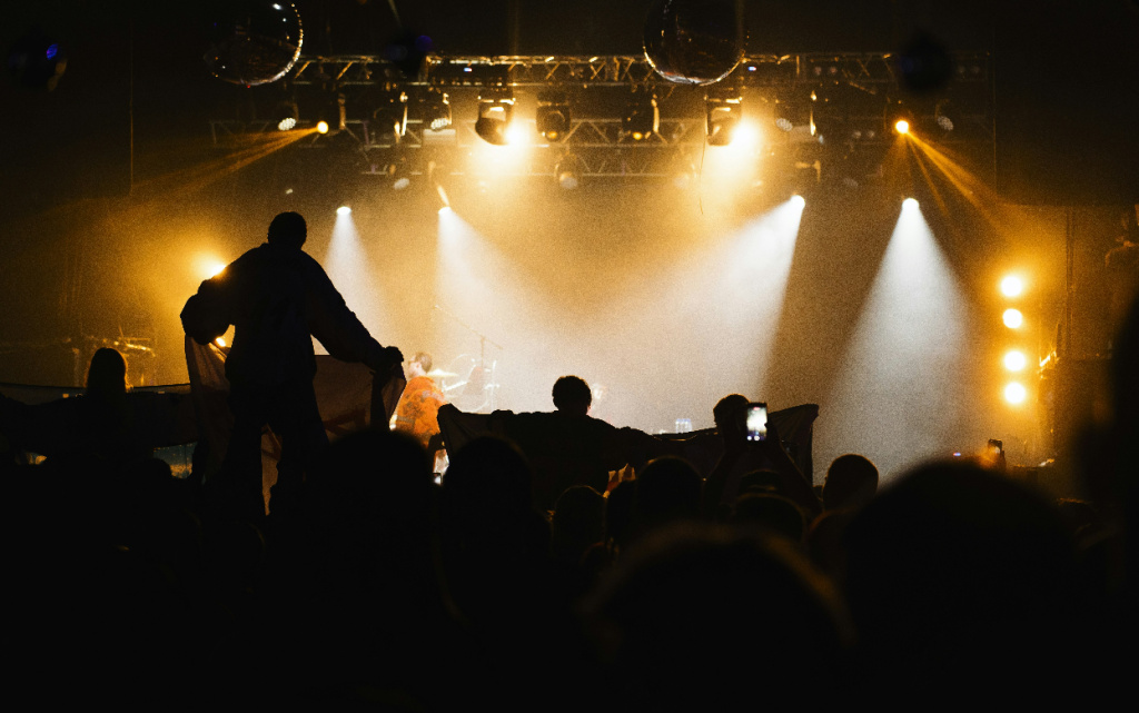 maxim-shibakov-JgUSgO5jE1Q-unsplash (1).jpg