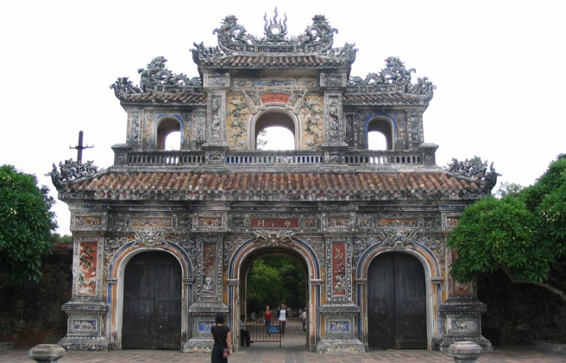 Hue_Porte_Citadelle (1).jpg