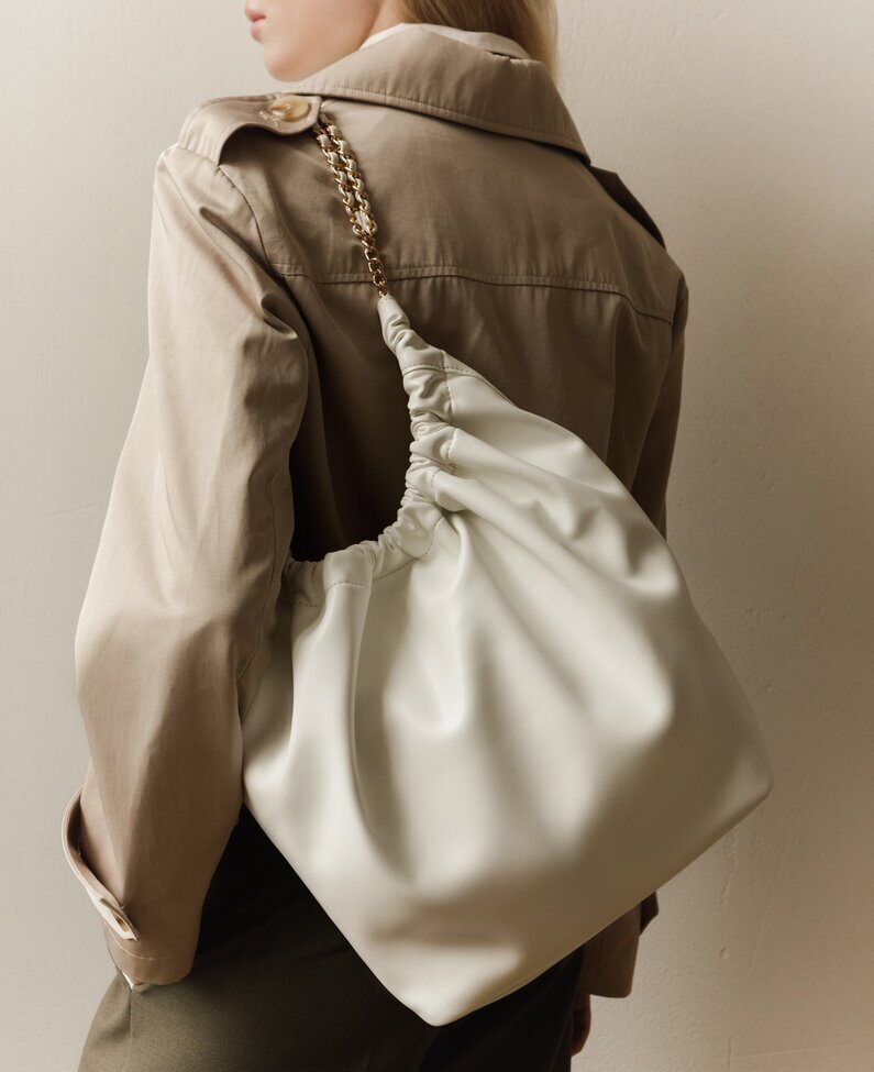 lichi 127334f1fe87e9c30a4262196861e1bf.jpg