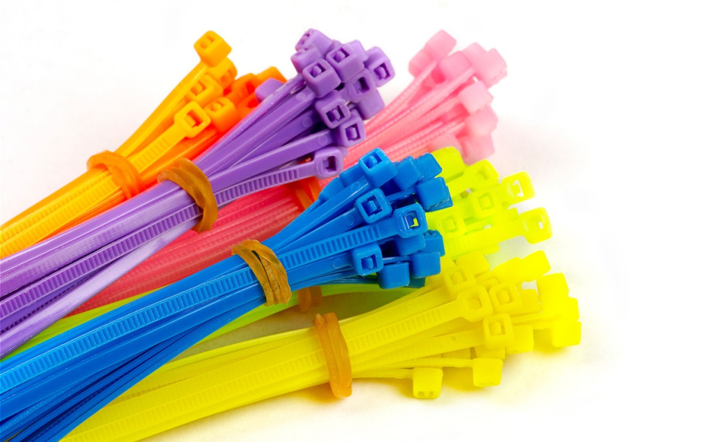 colorful-cable-ties-bundled-with-elastic-bands-2026-03-16-04-30-05-utc (1).jpg