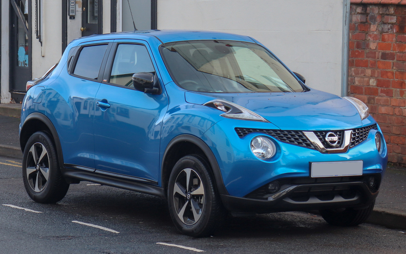 2018_Nissan_Juke_Bose_Personal_Edition_1.6_Front.jpg