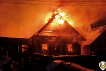 Дом многодетной семьи сгорел в Удмуртии