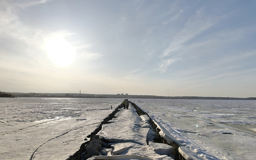 Осинов мыс появляется из воды всего на несколько дней в году – поймать его почти как увидеть мираж. Фото: Дана Солнцева
