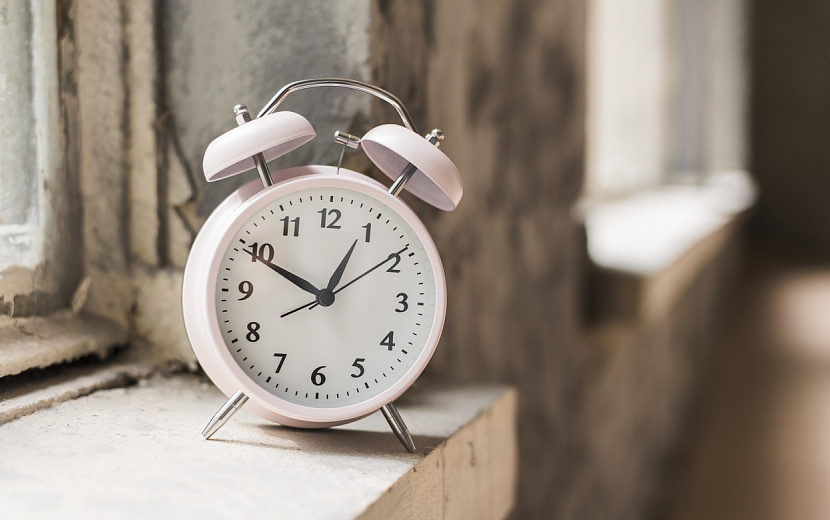 Больницы, новые тарифы, налоги и переход на зимнее время обсуждают ижевчане 28 октября Фото: freepik