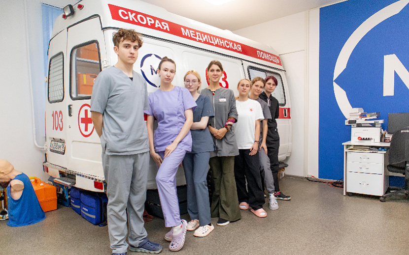 Третьекурсники на практическом занятии. Фото: Данил Иванов