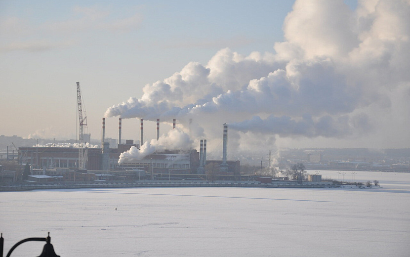 Гололедица сохранится на дорогах Ижевска в субботу. Фото: Эдуард Карипов